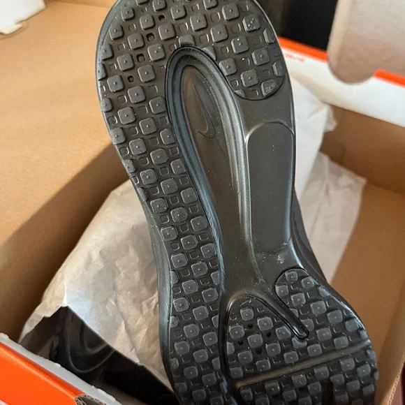 Nike WoMen's Black Athletic Sneakers - Picture 4 of 4